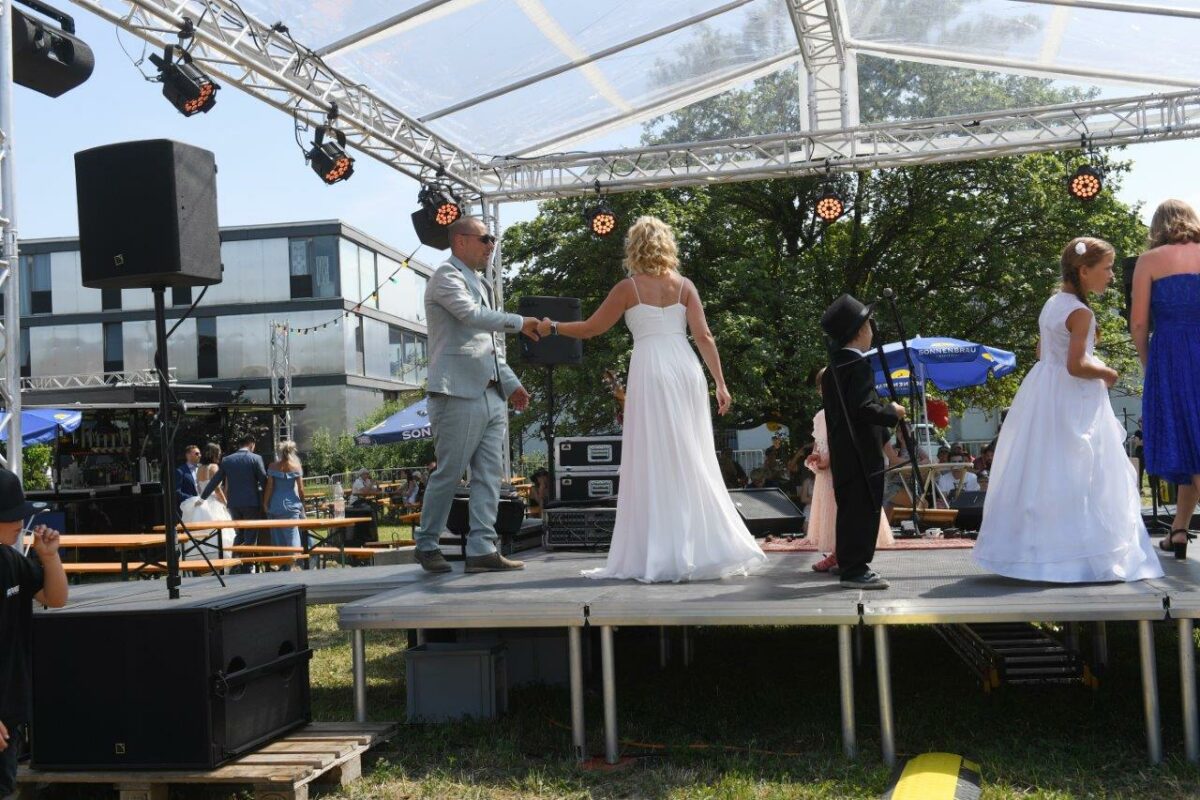 Modeschau am Stangenfest 2023