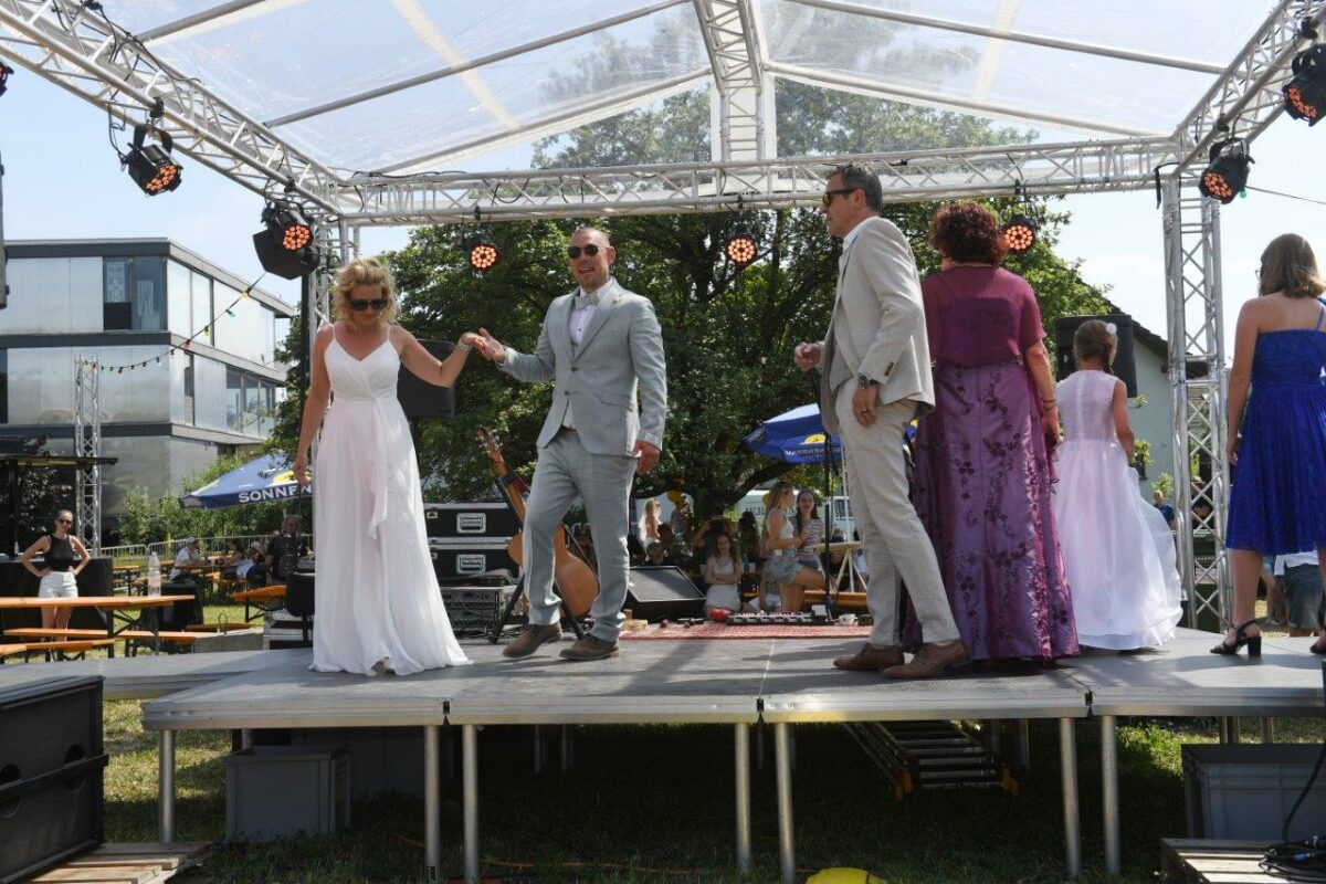 Modeschau am Stangenfest 2023