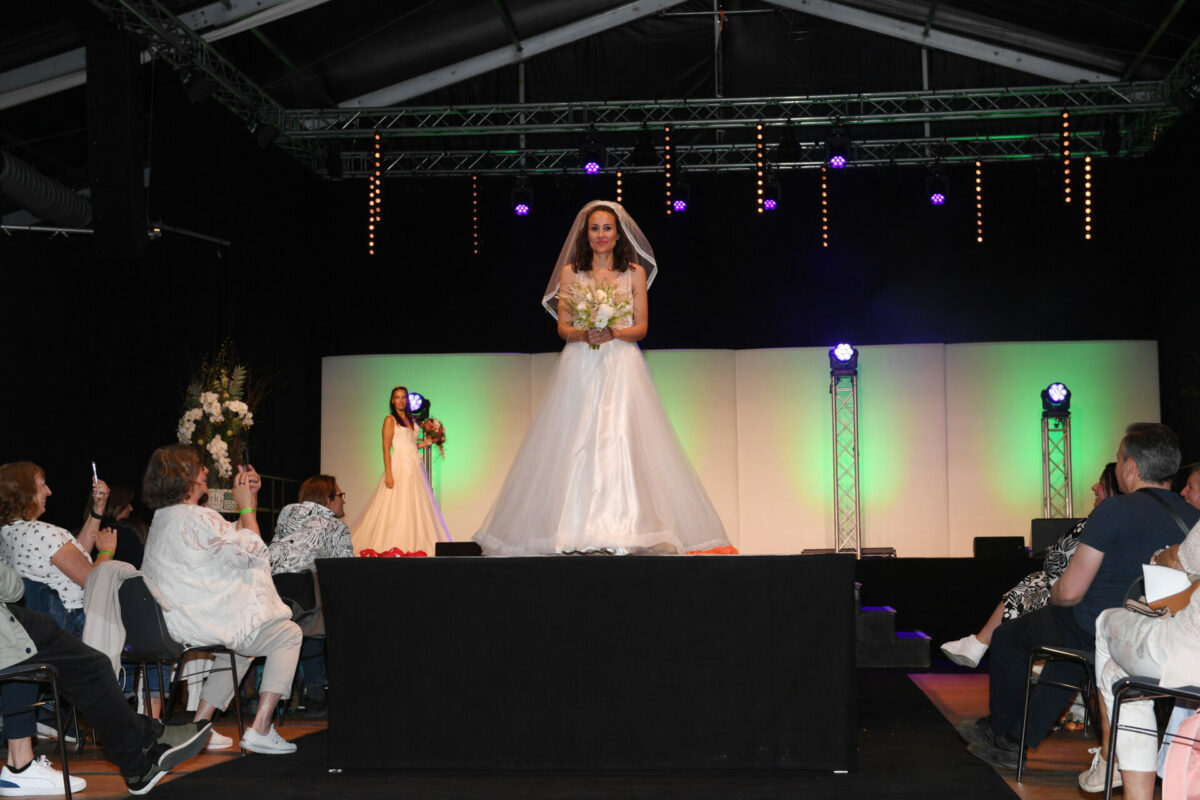 Uschi's Brautmode an der Rhema 2024