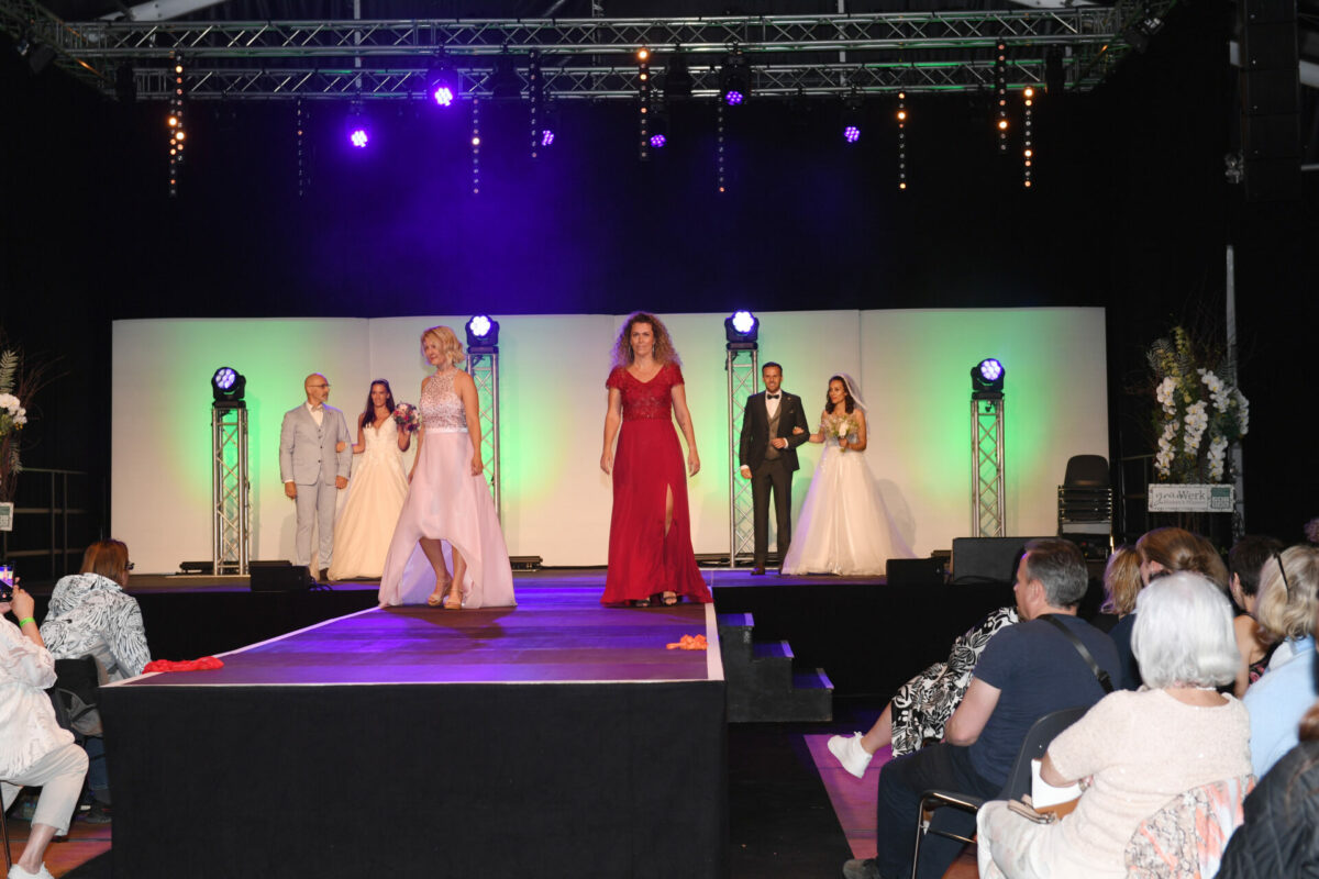 Uschi's Brautmode an der Rhema 2024