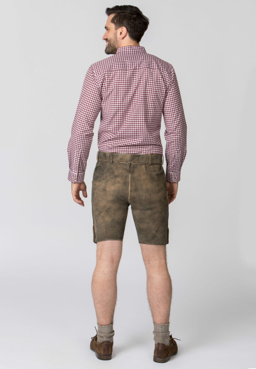 Lederhosten, Dirndl und Trachten