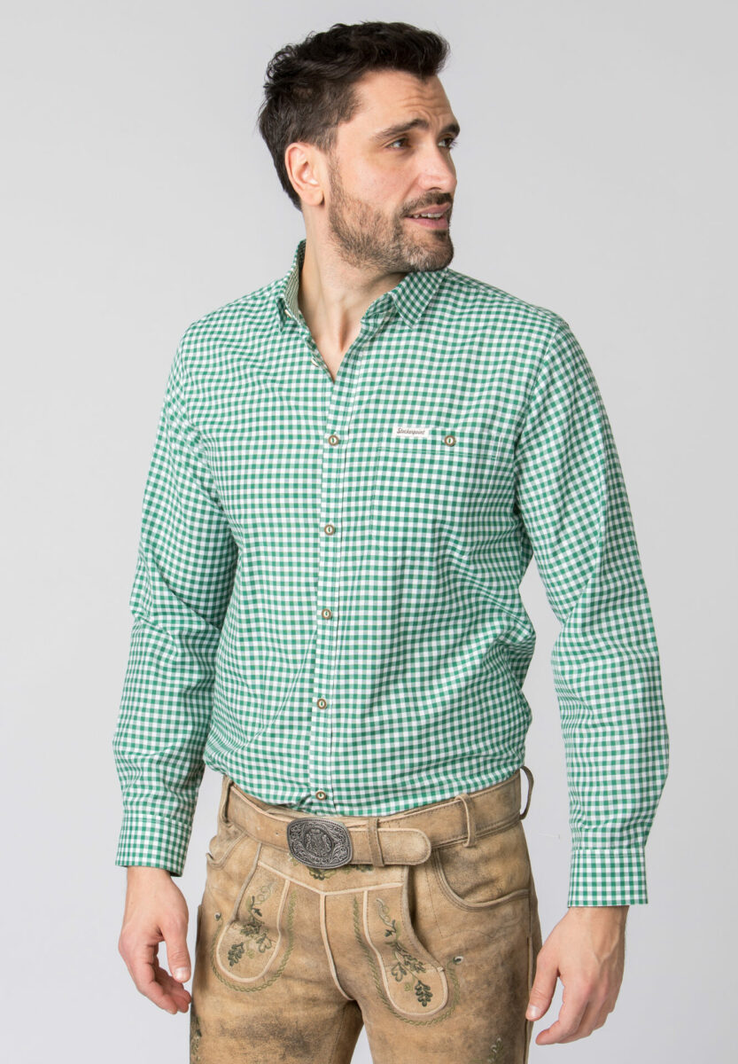 Lederhosten, Dirndl und Trachten