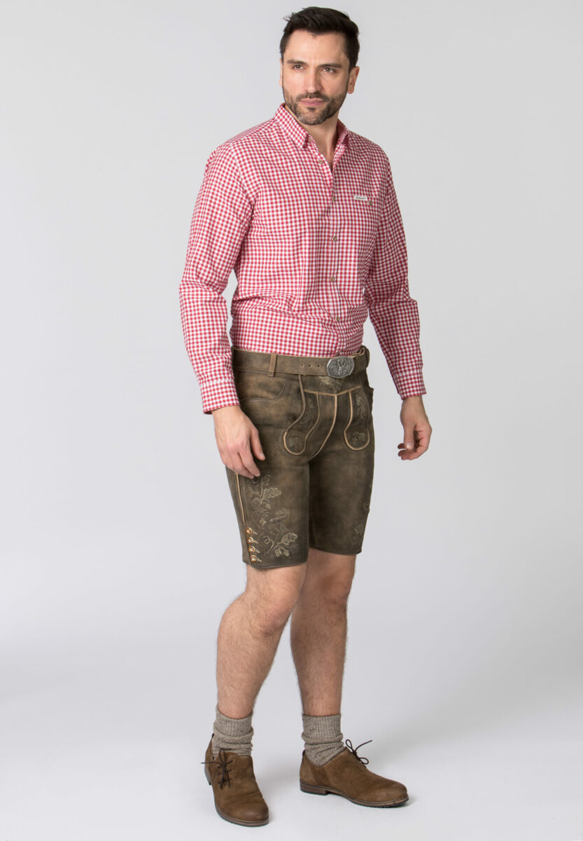 Lederhosten, Dirndl und Trachten